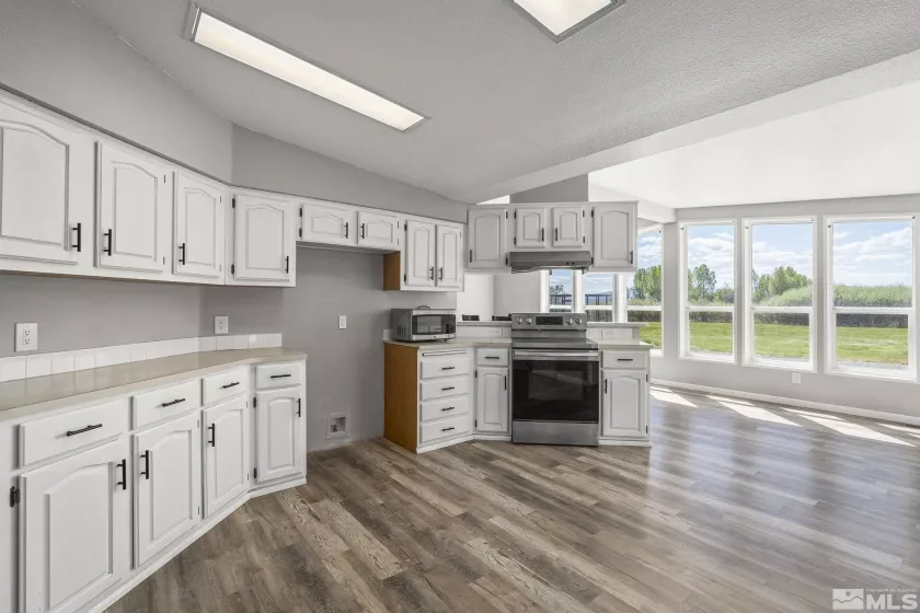 320 Mottsville, Gardnerville, Nevada 89460, 4 Bedrooms Bedrooms, ,4 BathroomsBathrooms,Residential,Residential,Mottsville,250006016
