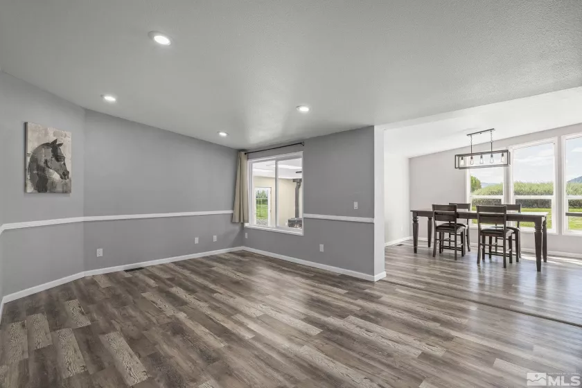 320 Mottsville, Gardnerville, Nevada 89460, 4 Bedrooms Bedrooms, ,4 BathroomsBathrooms,Residential,Residential,Mottsville,250006016