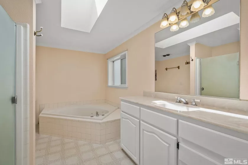 320 Mottsville, Gardnerville, Nevada 89460, 4 Bedrooms Bedrooms, ,4 BathroomsBathrooms,Residential,Residential,Mottsville,250006016