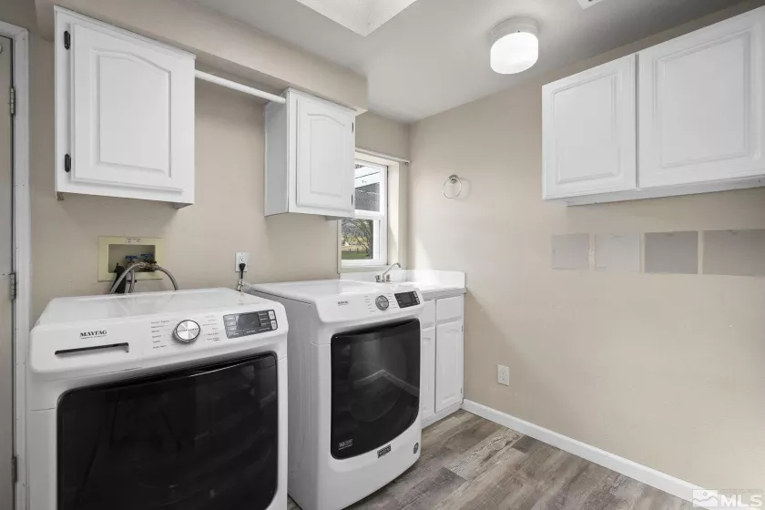 320 Mottsville, Gardnerville, Nevada 89460, 4 Bedrooms Bedrooms, ,4 BathroomsBathrooms,Residential,Residential,Mottsville,250006016