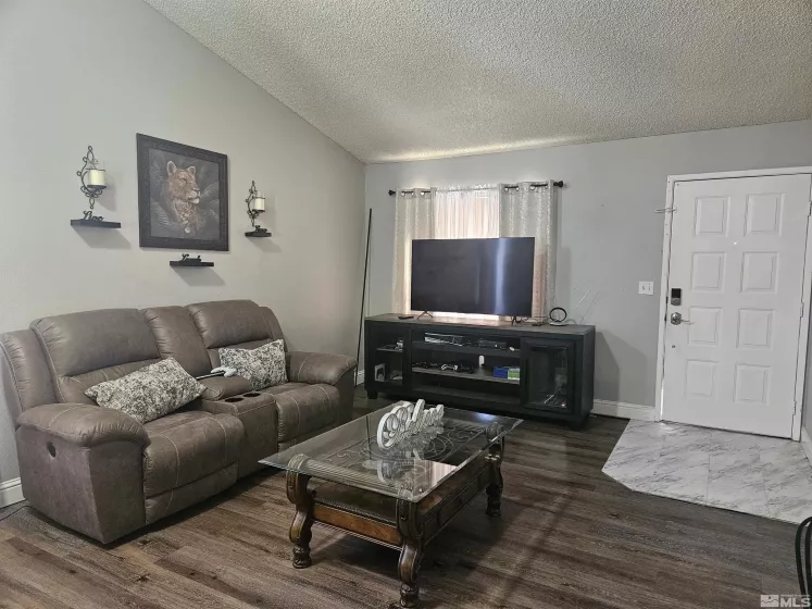 8075 Shifting Sands, Reno, Nevada 89506, 4 Bedrooms Bedrooms, ,2 BathroomsBathrooms,Residential,Residential,Shifting Sands,240005920