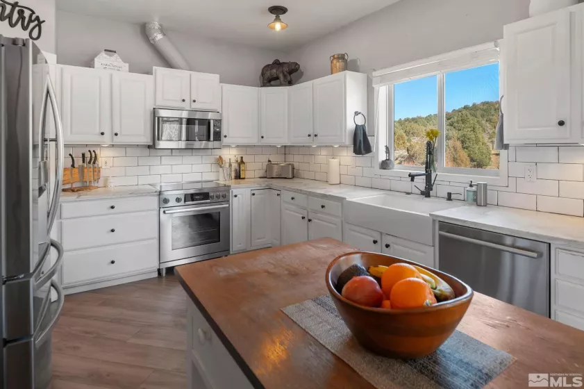 2241 Lousetown, Reno, Nevada 89521, 3 Bedrooms Bedrooms, ,3 BathroomsBathrooms,Residential,Residential,Lousetown,250003839