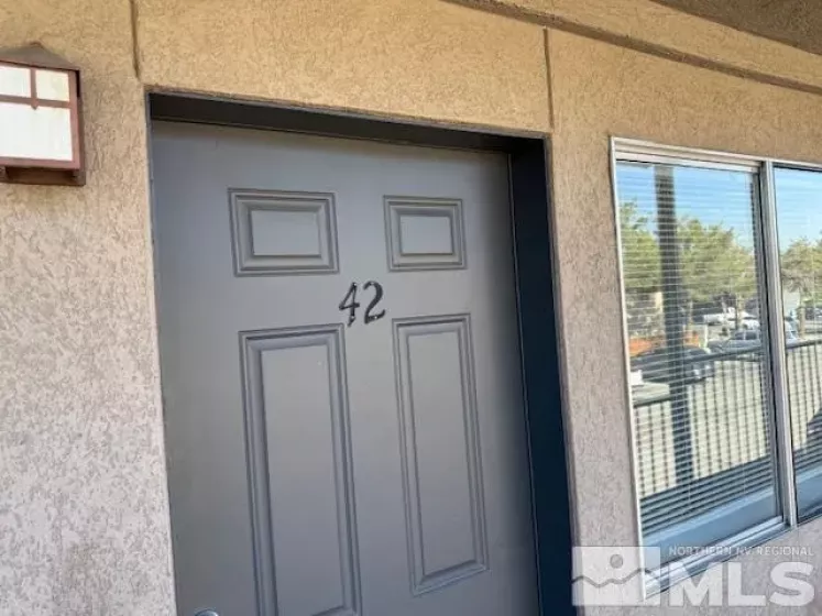 175 Grove, Reno, Nevada 89502, 1 Bedroom Bedrooms, ,1 BathroomBathrooms,Residential,Residential,Grove,250006023