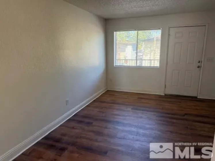 175 Grove, Reno, Nevada 89502, 1 Bedroom Bedrooms, ,1 BathroomBathrooms,Residential,Residential,Grove,250006023