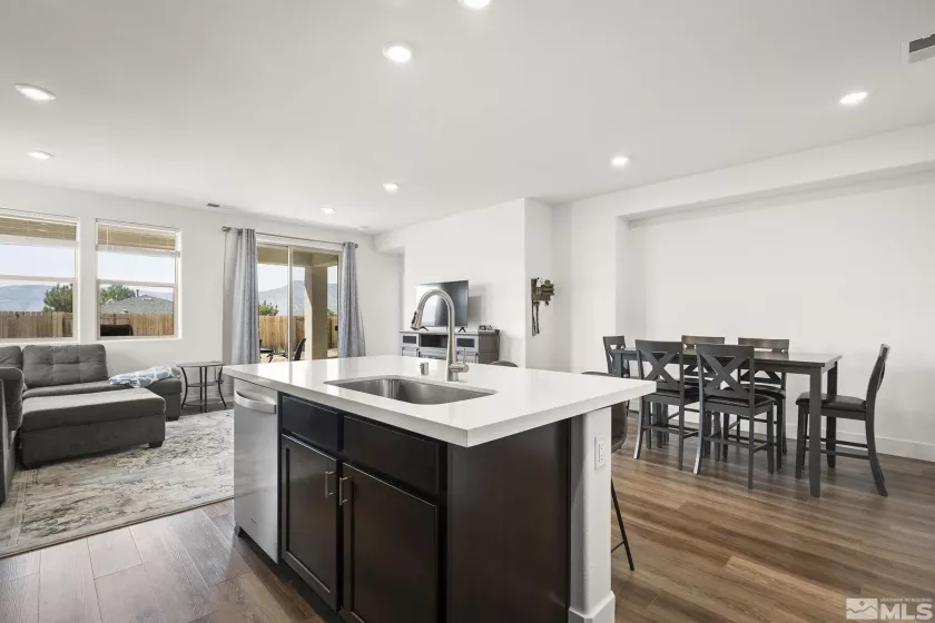 2275 Slater Mill, Sparks, Nevada 89441, 3 Bedrooms Bedrooms, ,2 BathroomsBathrooms,Residential,Residential,Slater Mill,250006028