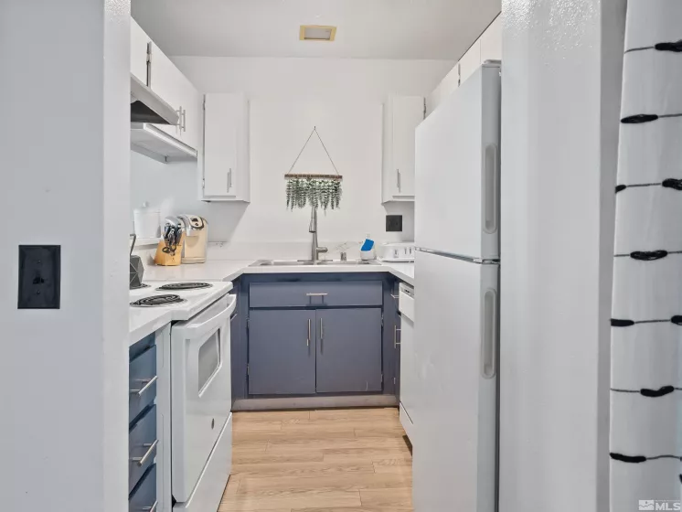 2555 Clear Acre, Reno, Nevada 89512, 1 Bedroom Bedrooms, ,1 BathroomBathrooms,Residential,Residential,Clear Acre,250004324