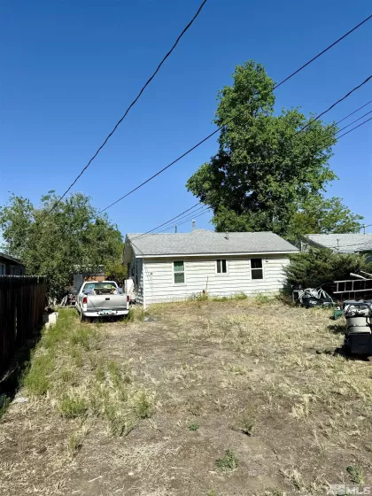 485 Russell, Fallon, Nevada 89406, 2 Bedrooms Bedrooms, ,1 BathroomBathrooms,Residential,Residential,Russell,250006030