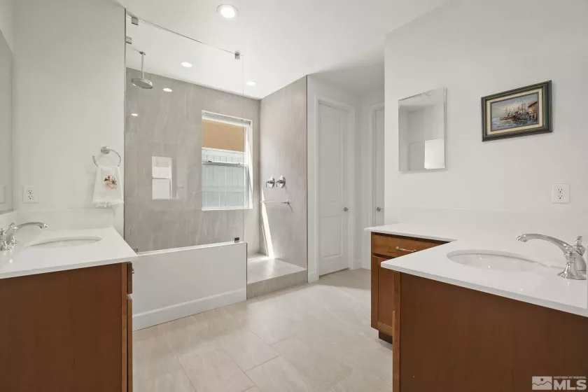 606 Braided Rope, Reno, Nevada 89511, 3 Bedrooms Bedrooms, ,4 BathroomsBathrooms,Residential,Residential,Braided Rope,250006037