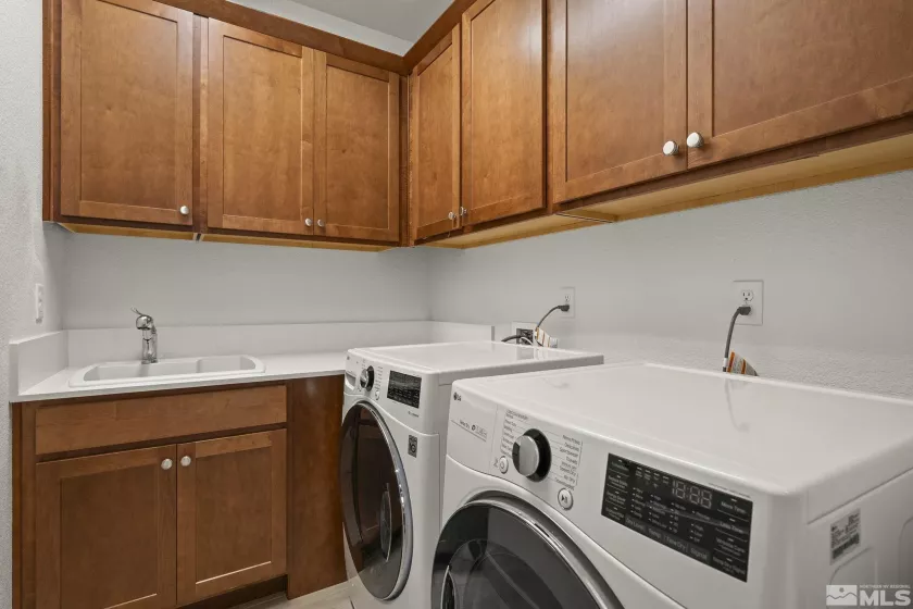 606 Braided Rope, Reno, Nevada 89511, 3 Bedrooms Bedrooms, ,4 BathroomsBathrooms,Residential,Residential,Braided Rope,250006037