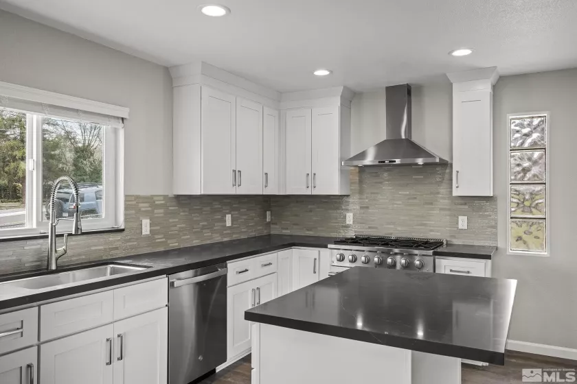 2315 Armstrong, Reno, Nevada 89509, 3 Bedrooms Bedrooms, ,3 BathroomsBathrooms,Residential,Residential,Armstrong,250002940