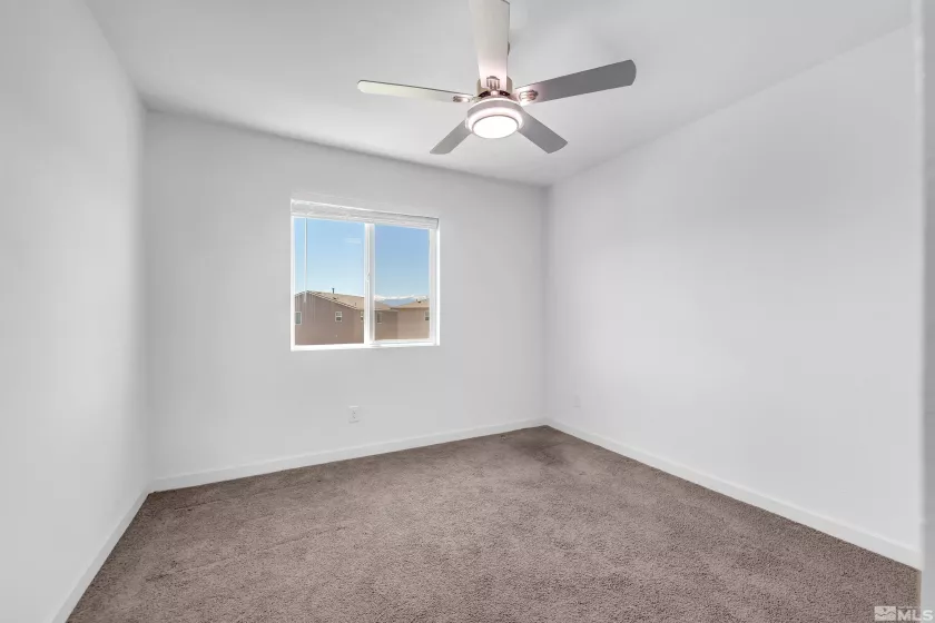 1368 Old Barn, Sparks, Nevada 89436, 4 Bedrooms Bedrooms, ,3 BathroomsBathrooms,Residential,Residential,Old Barn,250006043