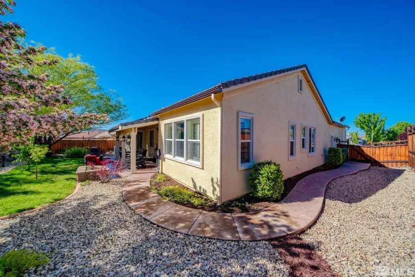 7354 Phoenix, Sparks, Nevada 89436, 4 Bedrooms Bedrooms, ,3 BathroomsBathrooms,Residential,Residential,Phoenix,250006042