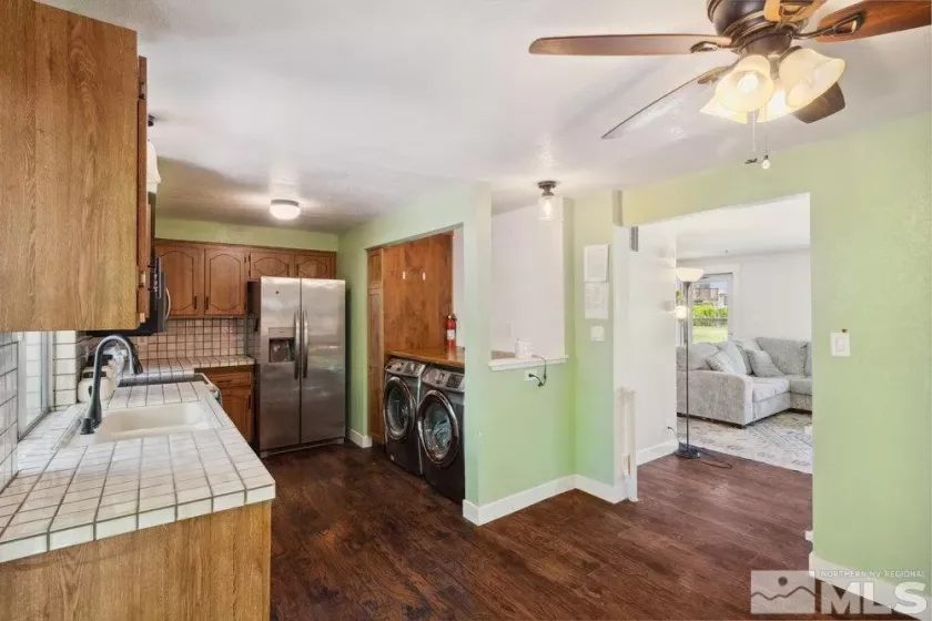 960 Cherry Tree, Sparks, Nevada 89434, 3 Bedrooms Bedrooms, ,2 BathroomsBathrooms,Residential,Residential,Cherry Tree,250006046