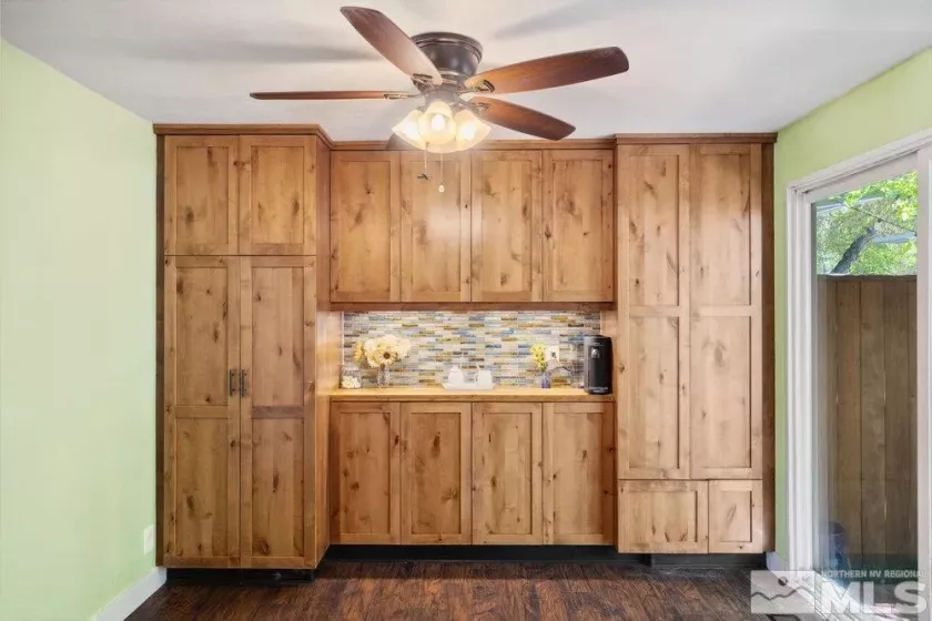 960 Cherry Tree, Sparks, Nevada 89434, 3 Bedrooms Bedrooms, ,2 BathroomsBathrooms,Residential,Residential,Cherry Tree,250006046