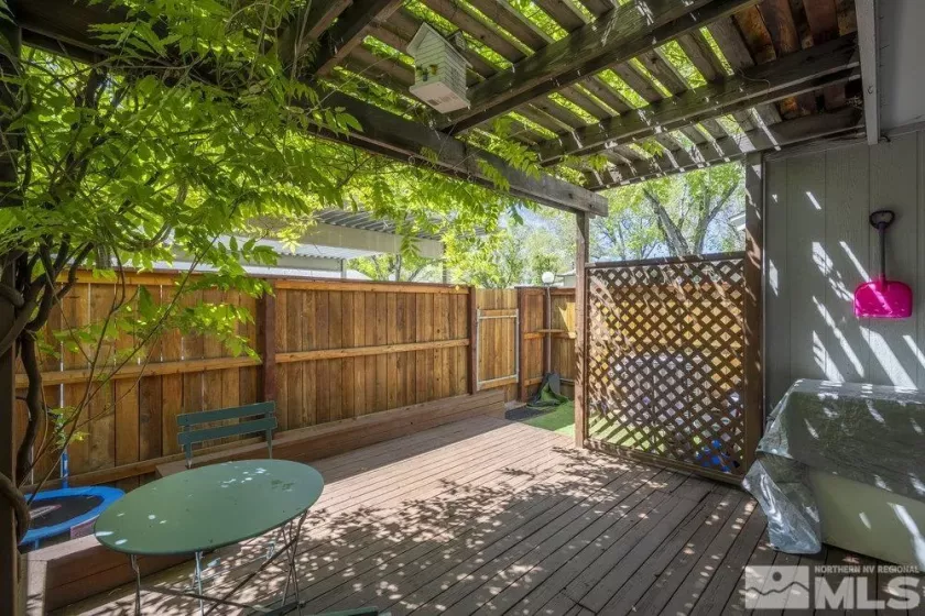 960 Cherry Tree, Sparks, Nevada 89434, 3 Bedrooms Bedrooms, ,2 BathroomsBathrooms,Residential,Residential,Cherry Tree,250006046
