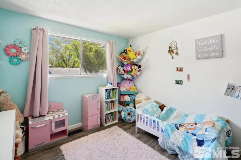960 Cherry Tree, Sparks, Nevada 89434, 3 Bedrooms Bedrooms, ,2 BathroomsBathrooms,Residential,Residential,Cherry Tree,250006046