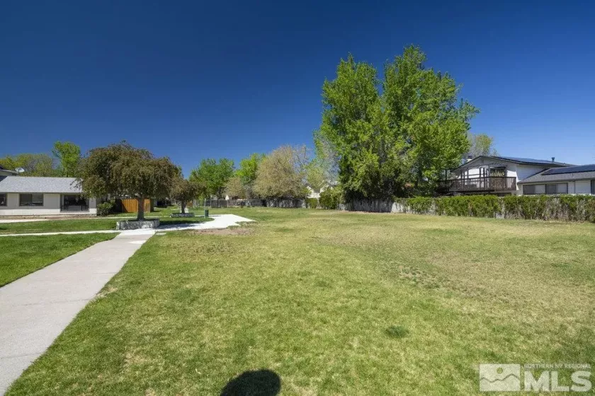 960 Cherry Tree, Sparks, Nevada 89434, 3 Bedrooms Bedrooms, ,2 BathroomsBathrooms,Residential,Residential,Cherry Tree,250006046