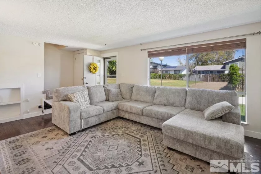 960 Cherry Tree, Sparks, Nevada 89434, 3 Bedrooms Bedrooms, ,2 BathroomsBathrooms,Residential,Residential,Cherry Tree,250006046