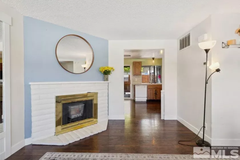 960 Cherry Tree, Sparks, Nevada 89434, 3 Bedrooms Bedrooms, ,2 BathroomsBathrooms,Residential,Residential,Cherry Tree,250006046