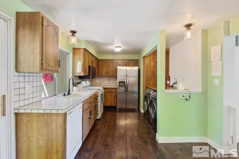 960 Cherry Tree, Sparks, Nevada 89434, 3 Bedrooms Bedrooms, ,2 BathroomsBathrooms,Residential,Residential,Cherry Tree,250006046