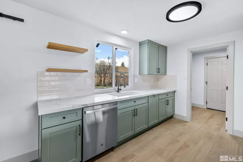 3575 Gull, Reno, Nevada 89508, 4 Bedrooms Bedrooms, ,2 BathroomsBathrooms,Residential,Residential,Gull,250004283