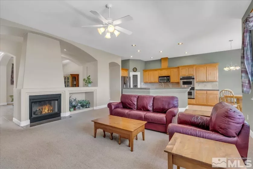 918 Springfield, Gardnerville, Nevada 89460, 4 Bedrooms Bedrooms, ,3 BathroomsBathrooms,Residential,Residential,Springfield,250006053