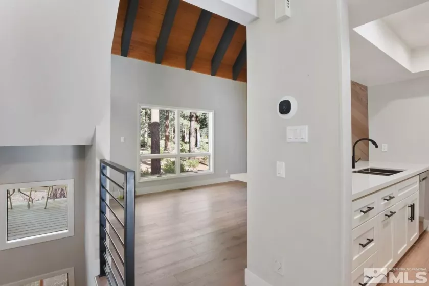 908 Harold, Incline Village, Nevada 89451, 2 Bedrooms Bedrooms, ,3 BathroomsBathrooms,Residential,Residential,Harold,240014313