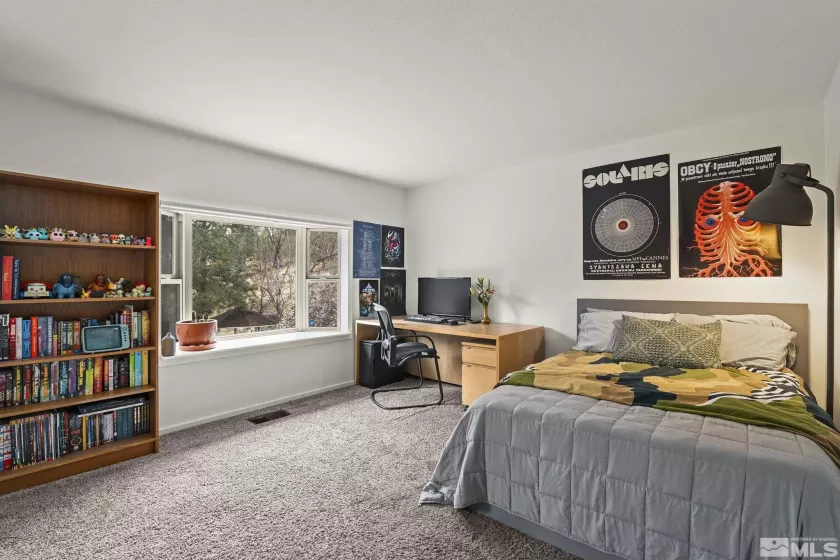 3255 Corey, Reno, Nevada 89509, 5 Bedrooms Bedrooms, ,3 BathroomsBathrooms,Residential,Residential,Corey,250006060