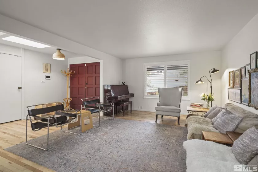 3255 Corey, Reno, Nevada 89509, 5 Bedrooms Bedrooms, ,3 BathroomsBathrooms,Residential,Residential,Corey,250006060