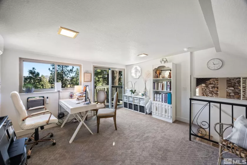 3055 old us hwy 395, Washoe Valley, Nevada 89704, 5 Bedrooms Bedrooms, ,4 BathroomsBathrooms,Residential,Residential,old us hwy 395,240014175