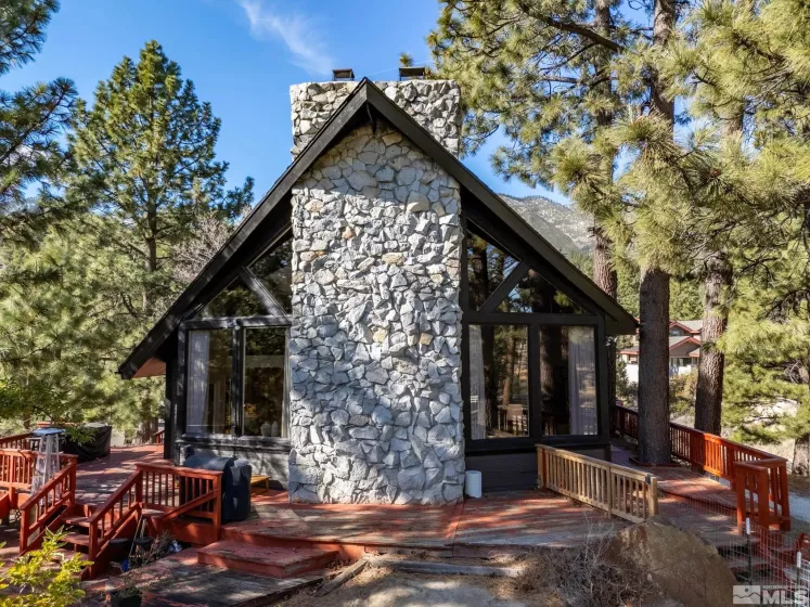 3055 old us hwy 395, Washoe Valley, Nevada 89704, 5 Bedrooms Bedrooms, ,4 BathroomsBathrooms,Residential,Residential,old us hwy 395,240014175