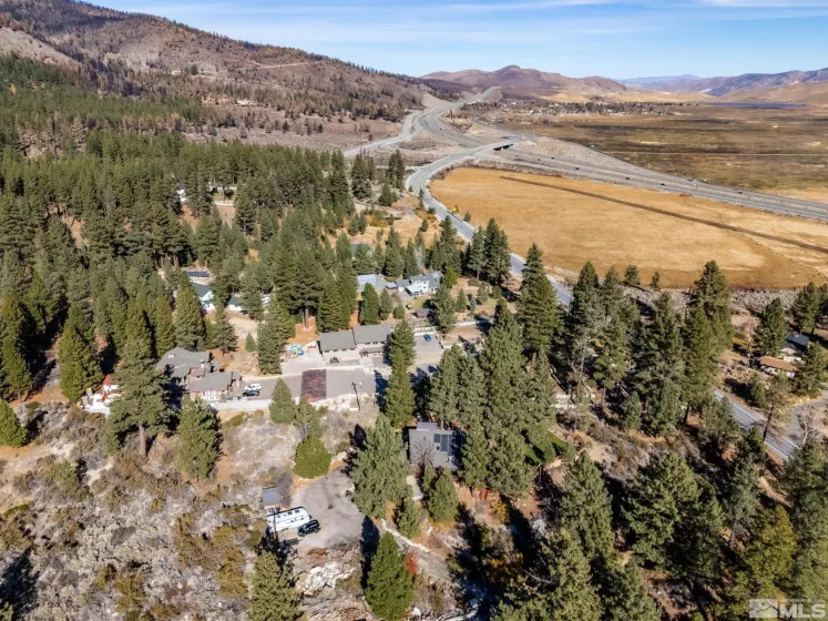 3055 old us hwy 395, Washoe Valley, Nevada 89704, 5 Bedrooms Bedrooms, ,4 BathroomsBathrooms,Residential,Residential,old us hwy 395,240014175