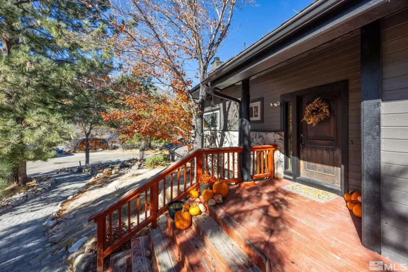 3055 old us hwy 395, Washoe Valley, Nevada 89704, 5 Bedrooms Bedrooms, ,4 BathroomsBathrooms,Residential,Residential,old us hwy 395,240014175