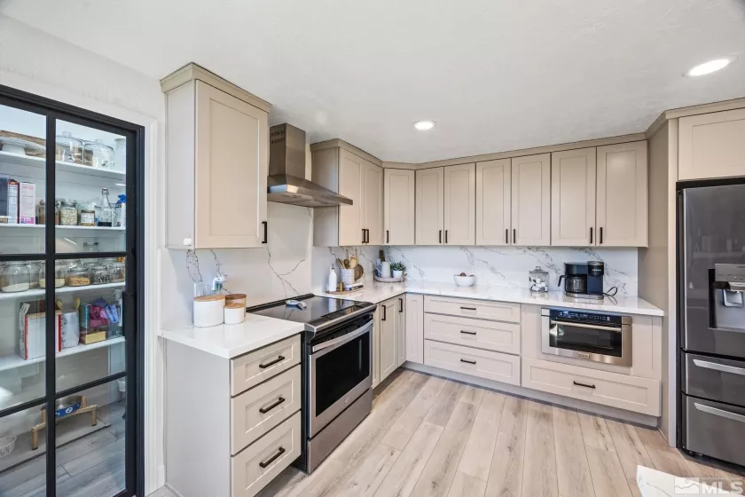 3055 old us hwy 395, Washoe Valley, Nevada 89704, 5 Bedrooms Bedrooms, ,4 BathroomsBathrooms,Residential,Residential,old us hwy 395,240014175