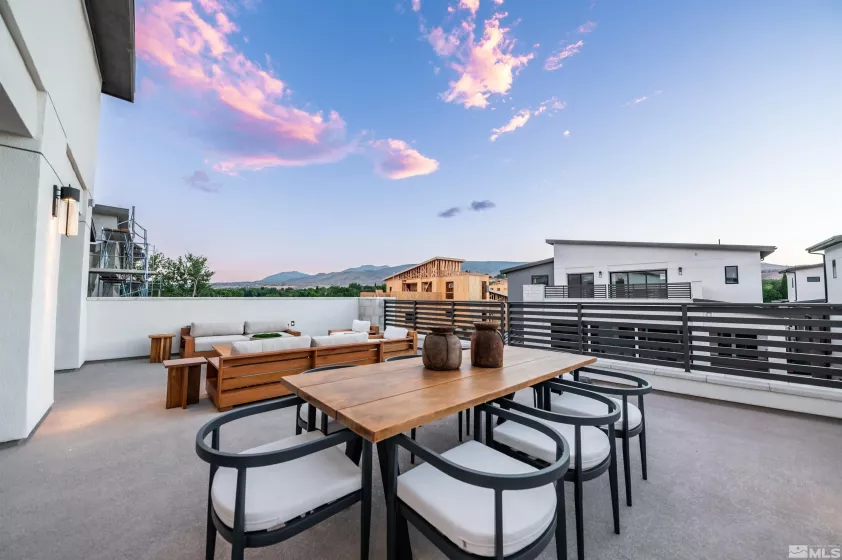 48 Campolina, Reno, Nevada 89511, 3 Bedrooms Bedrooms, ,4 BathroomsBathrooms,Residential,Residential,Campolina,250006066