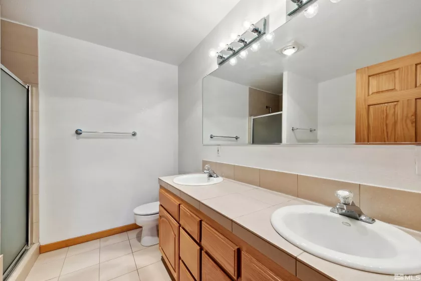 733 Cayuga, South Lake Tahoe, California 96150, 4 Bedrooms Bedrooms, ,3 BathroomsBathrooms,Residential,Residential,Cayuga,250006068