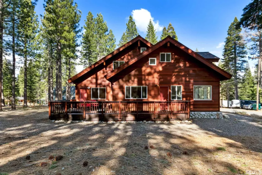 733 Cayuga, South Lake Tahoe, California 96150, 4 Bedrooms Bedrooms, ,3 BathroomsBathrooms,Residential,Residential,Cayuga,250006068