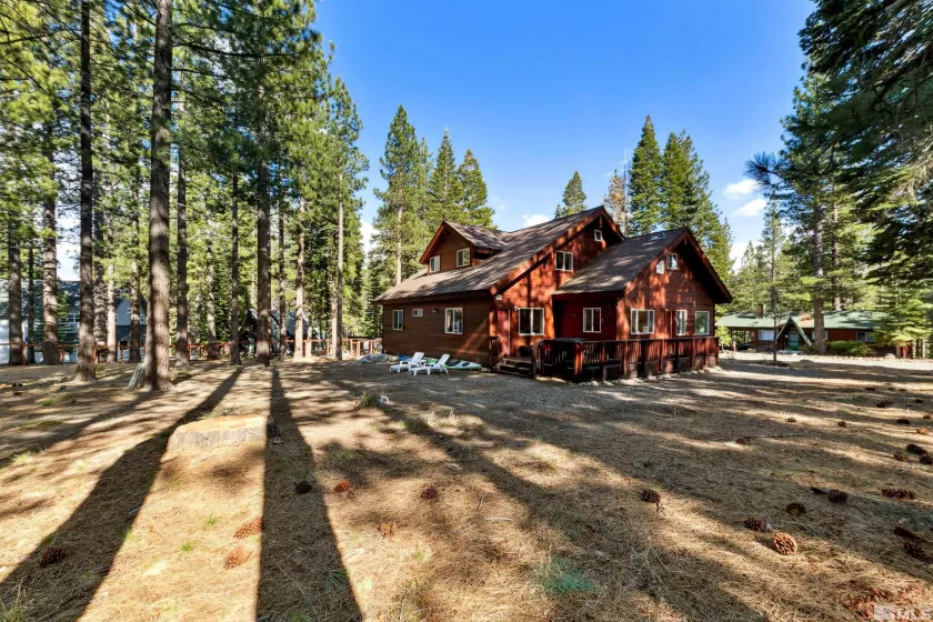 733 Cayuga, South Lake Tahoe, California 96150, 4 Bedrooms Bedrooms, ,3 BathroomsBathrooms,Residential,Residential,Cayuga,250006068