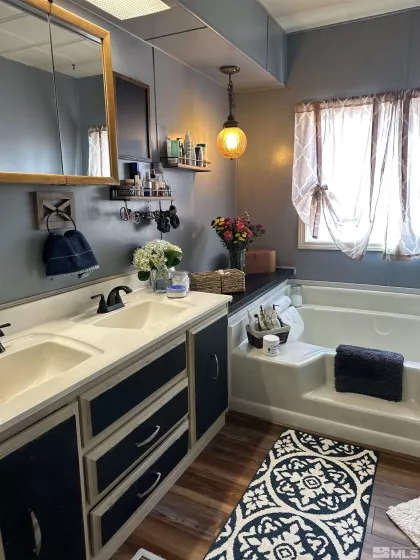 410 Mizpah, Tonopah, Nevada 89049, 2 Bedrooms Bedrooms, ,2 BathroomsBathrooms,Residential,Residential,Mizpah,250001949
