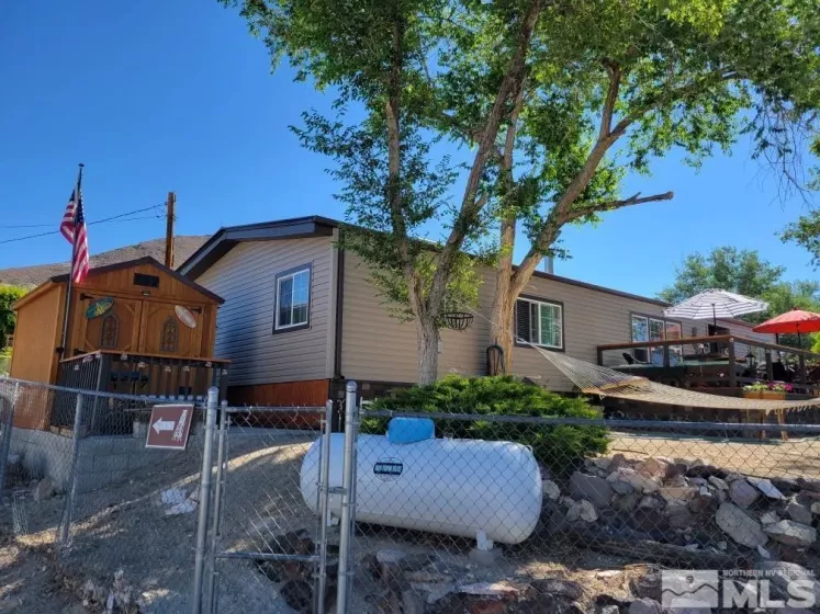 410 Mizpah, Tonopah, Nevada 89049, 2 Bedrooms Bedrooms, ,2 BathroomsBathrooms,Residential,Residential,Mizpah,250001949