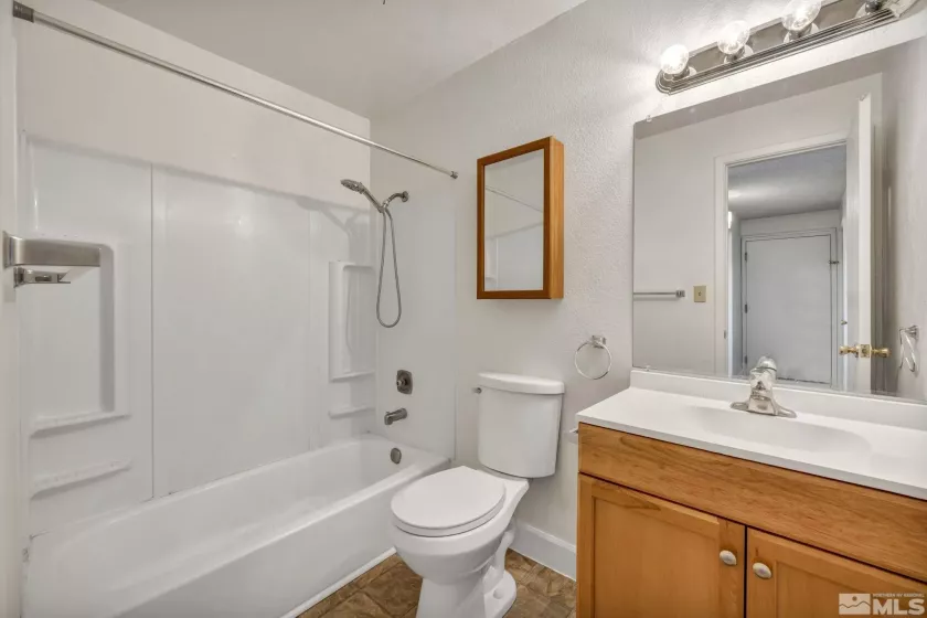 3948 Clear Acre, Reno, Nevada 89512, 2 Bedrooms Bedrooms, ,1 BathroomBathrooms,Residential,Residential,Clear Acre,240010904