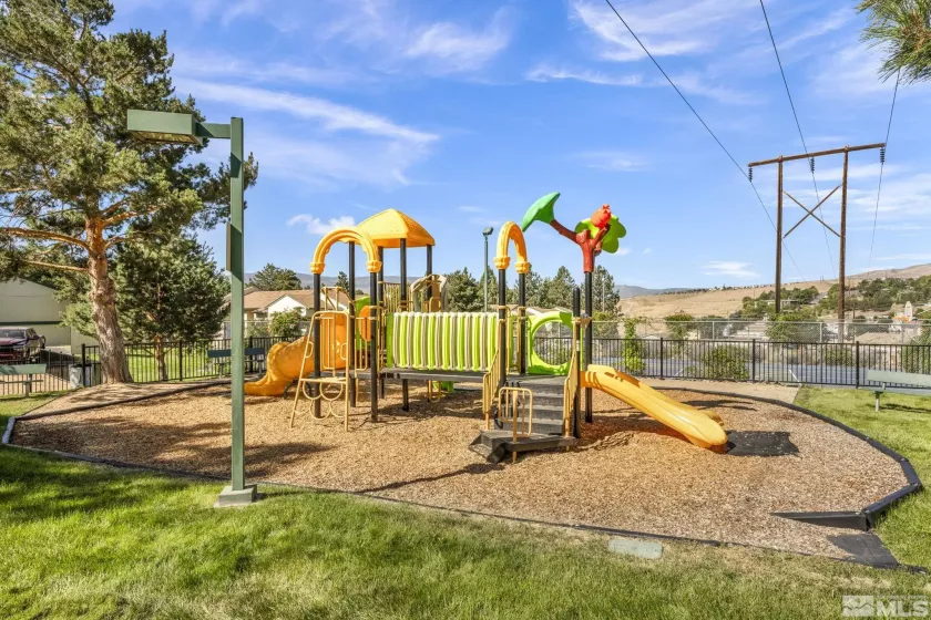 3948 Clear Acre, Reno, Nevada 89512, 2 Bedrooms Bedrooms, ,1 BathroomBathrooms,Residential,Residential,Clear Acre,240010904