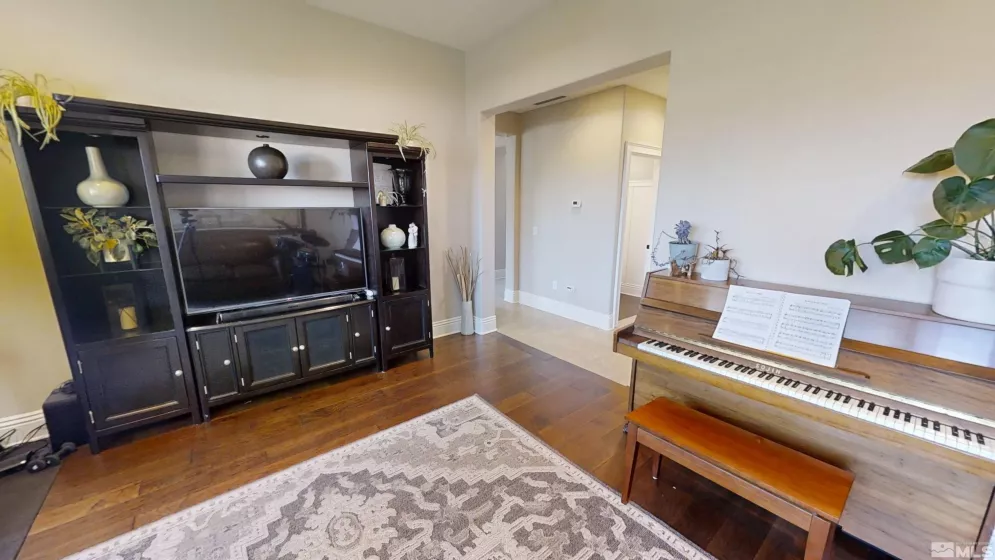 1304 Lambrusca, Sparks, Nevada 89436, 4 Bedrooms Bedrooms, ,3 BathroomsBathrooms,Residential,Residential,Lambrusca,250006019