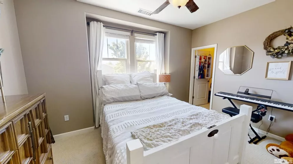 1304 Lambrusca, Sparks, Nevada 89436, 4 Bedrooms Bedrooms, ,3 BathroomsBathrooms,Residential,Residential,Lambrusca,250006019