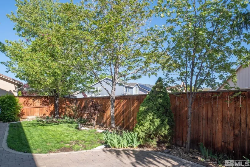 1304 Lambrusca, Sparks, Nevada 89436, 4 Bedrooms Bedrooms, ,3 BathroomsBathrooms,Residential,Residential,Lambrusca,250006019