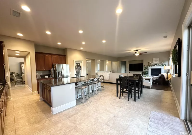 1304 Lambrusca, Sparks, Nevada 89436, 4 Bedrooms Bedrooms, ,3 BathroomsBathrooms,Residential,Residential,Lambrusca,250006019
