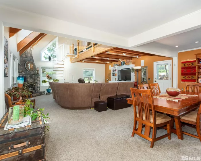 804 Foothill, Gardnerville, Nevada 89460, 4 Bedrooms Bedrooms, ,4 BathroomsBathrooms,Residential,Residential,Foothill,250006021