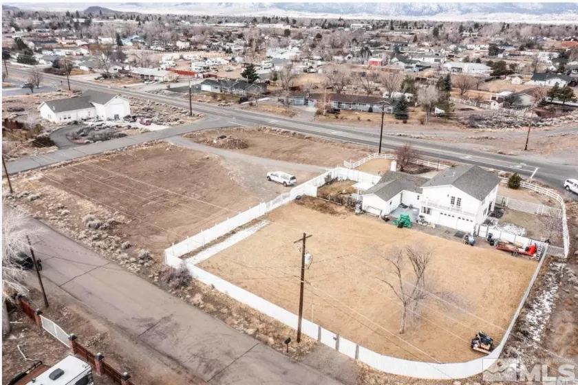 990 Riverview, Gardnerville, Nevada 89460, 5 Bedrooms Bedrooms, ,3 BathroomsBathrooms,Residential,Residential,Riverview,250006071