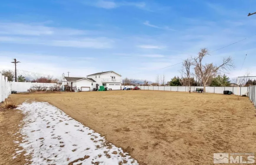 990 Riverview, Gardnerville, Nevada 89460, 5 Bedrooms Bedrooms, ,3 BathroomsBathrooms,Residential,Residential,Riverview,250006071