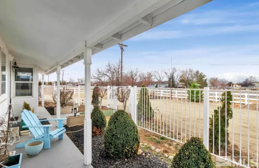 990 Riverview, Gardnerville, Nevada 89460, 5 Bedrooms Bedrooms, ,3 BathroomsBathrooms,Residential,Residential,Riverview,250006071